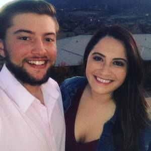 Meet your Posher, Caitlin